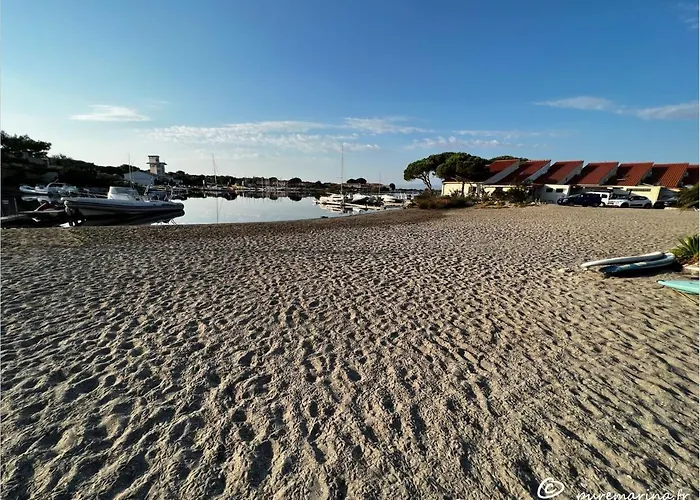 Pure Marina - Marina فيلة لوسات